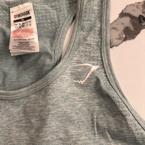 NWT gym shark vital seamlesss tank - Picture 4 of 5